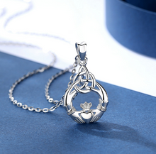 Load image into Gallery viewer, necklace