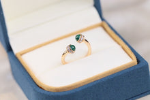 Load image into Gallery viewer, Golden Green Malachite Carnelian Transfer Beads Come And Turn  Ring