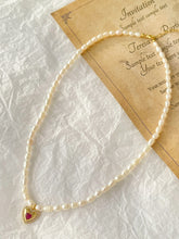 Load image into Gallery viewer, Women's Fashion Personality Natural Pearl Necklace