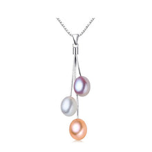 Load image into Gallery viewer, Pearl pendant necklace
