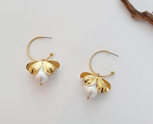 Petal natural pearl earrings earrings personality